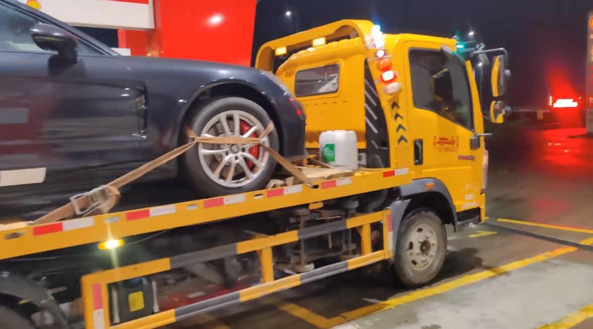 伊春行车途中遇到突发状况该如何呼叫道路救援？